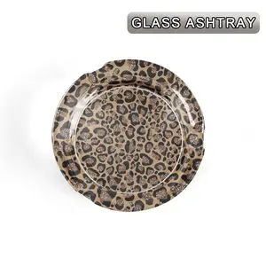 1Pc Round Glass Ashtray with 3 Cigarette Slots, Glitter Leopard Print Decorative Cigarette Ash Tray, Anti-Slip Base Tabletop Ash Holder for Home Bar Indoor Outdoor, Trendy Novelty Smokers Gift for Men & Women
