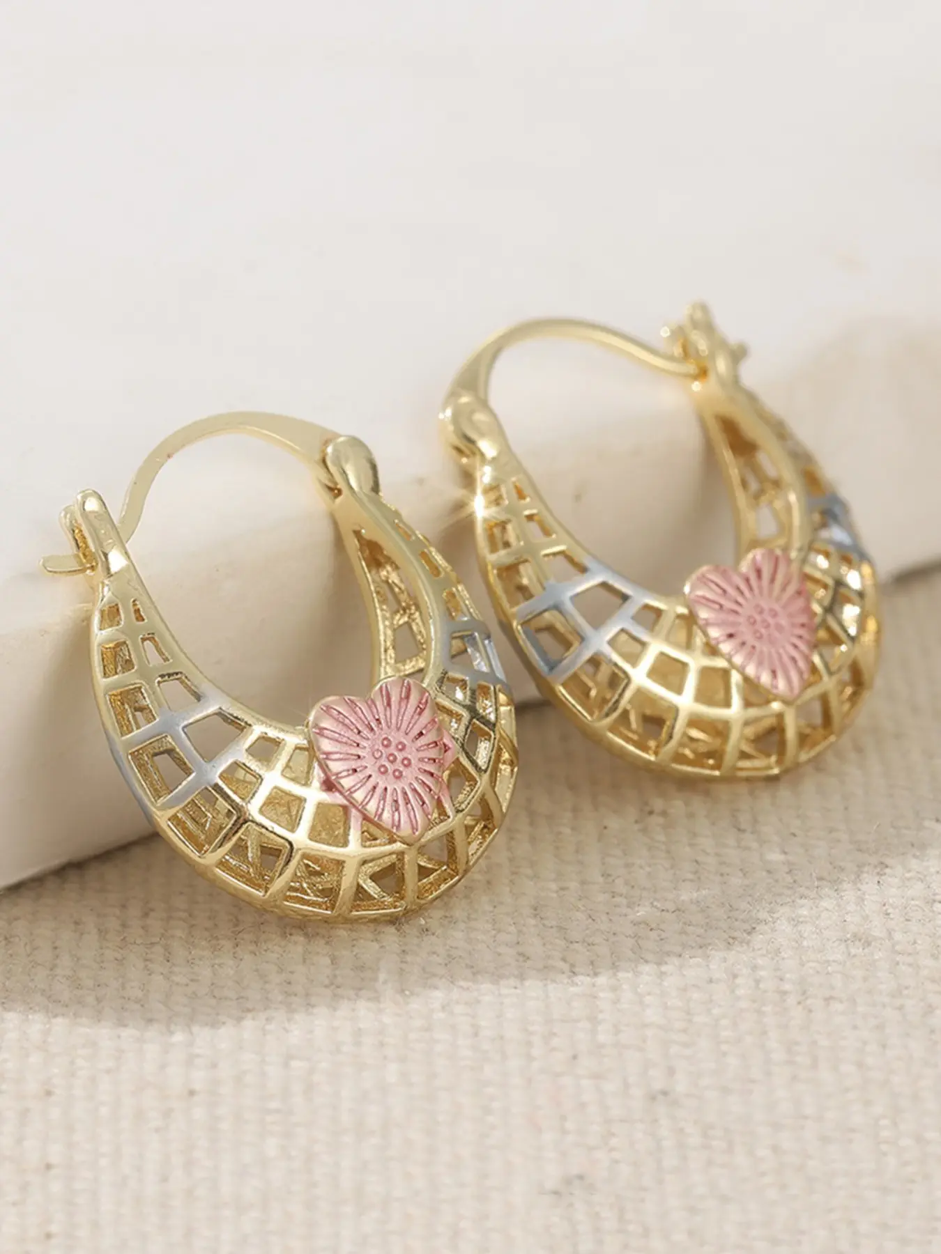 Vintage Basket Earrings Heart Design Hoop Earrings for Women Delicate Jewelry Perfect for Engagement Weddings Party, Daily Wear Anniversary Gift for Her
