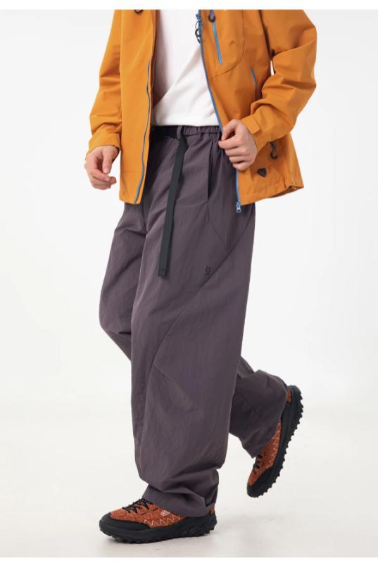 Kyn Apparel Men's 2026 Technical Cargo Pants Water-Resistant Workwear J-Cut Parachute Design Pleated Panel Active Trousers Loose Fit