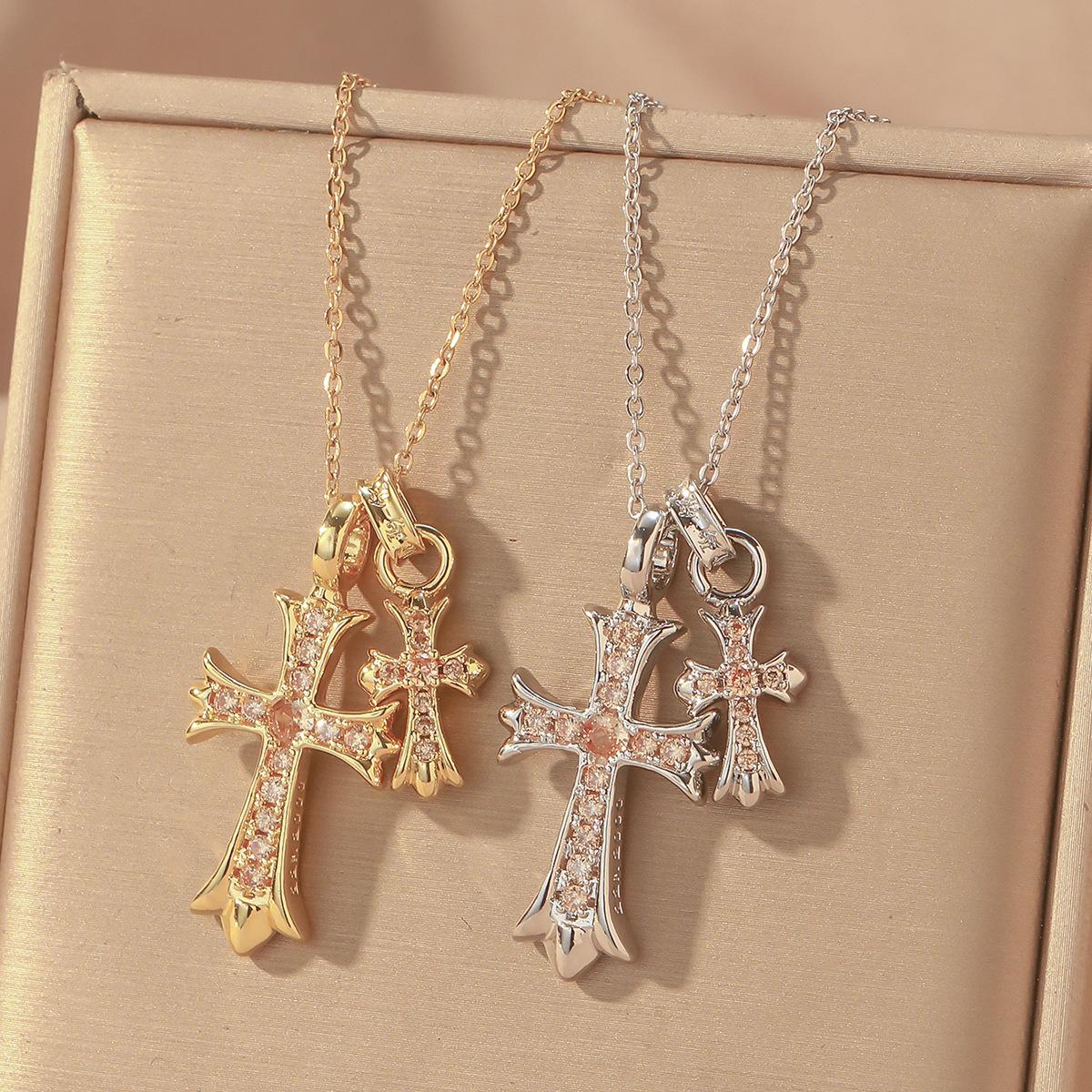 Women's Internet celebrity double cross necklace, niche design, light luxury, versatile, personalized, sweet and cool, versatile pendant collarbone chain