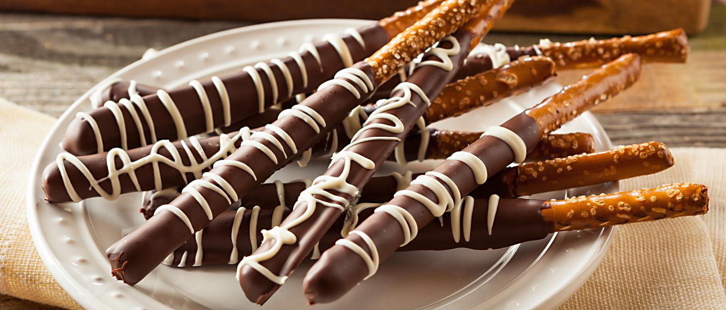 Self Sealing Cellophane Bags,2x10 Inches 100 Pcs Clear Pretzel Rod Bags, Resealable Bag for Packaging ICY Candy Popsicle Self Sealing Cellophane Bags,2x10 Inches 100 Pcs Clear Pretzel Rod Bags, Resealable Bag for Packaging ICY Candy Popsicle