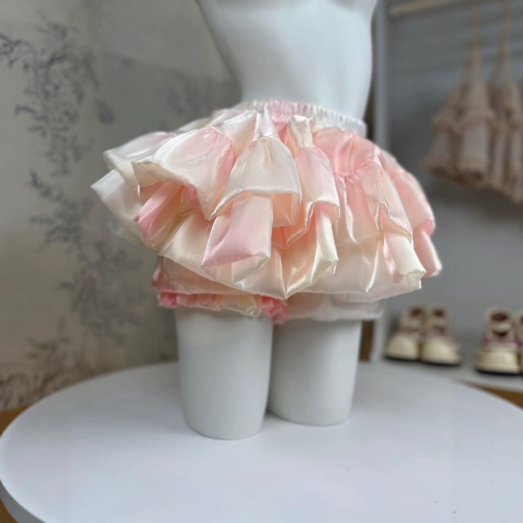 Satin Puffy Cake Skirts Women's Sweet Short Chic Ruffle Mini Skirt Preppy Style Girls Princess Lolita Cosplay Skirts Black/White