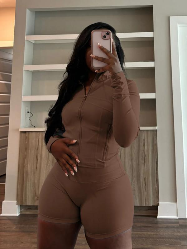 New2 piece sets women  Streetwear Lady Sports Tracksuit Set Lady Streetwear Shorts Outfit Set Sexy Women Two Pieces Club Macthing Top+Shorts colorblock print tee yoga clothes