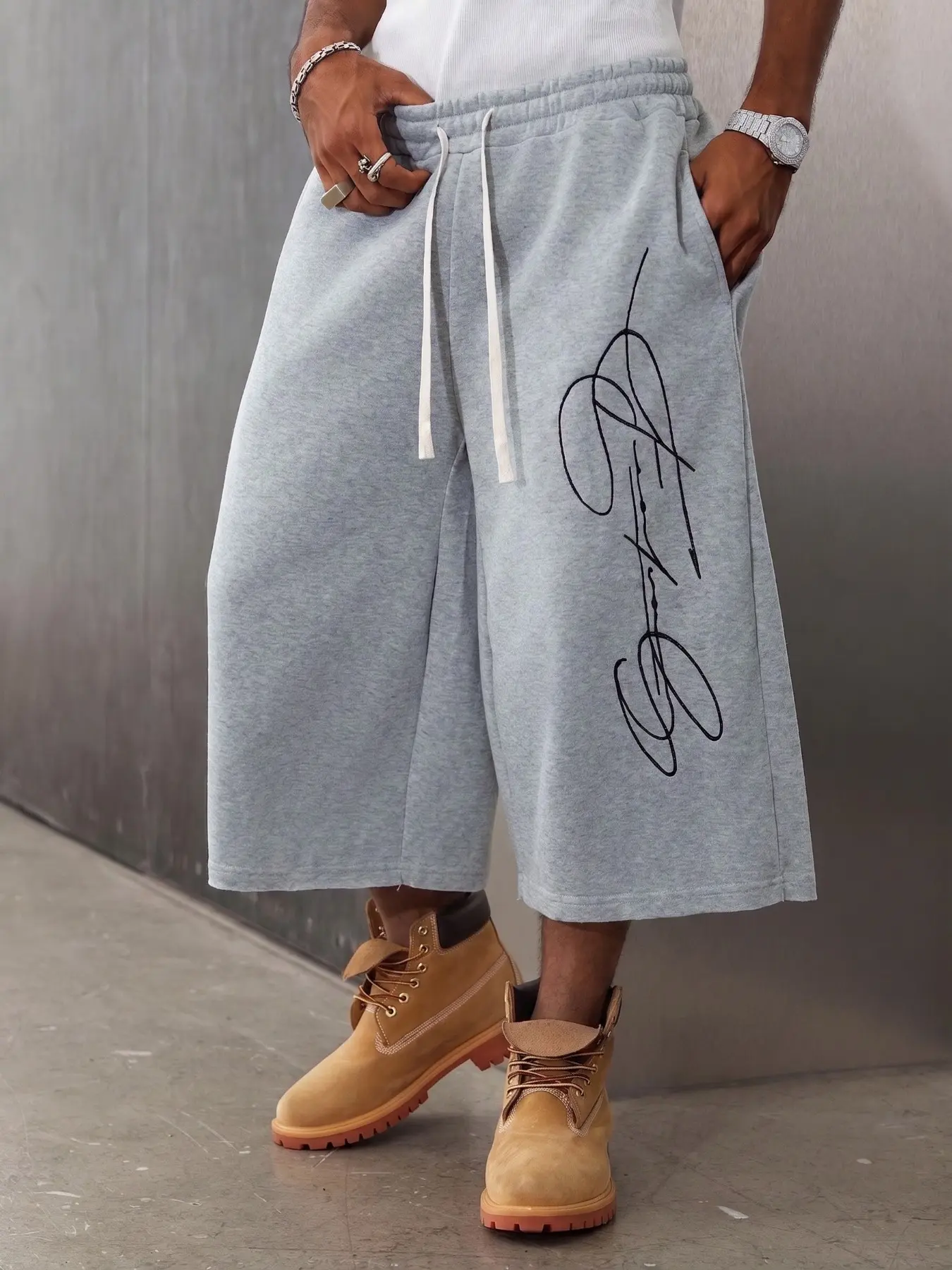 Men Hip Hop Cropped Sweat Capris Heather Gray Elastic High Waist White Double Drawstring Abstract Signature Graffiti Graphic Print Oversized Wide Leg 7/8 Length French Terry Capri Pants Deep Side Pockets Skater Streetwear Workout Casual Bottoms