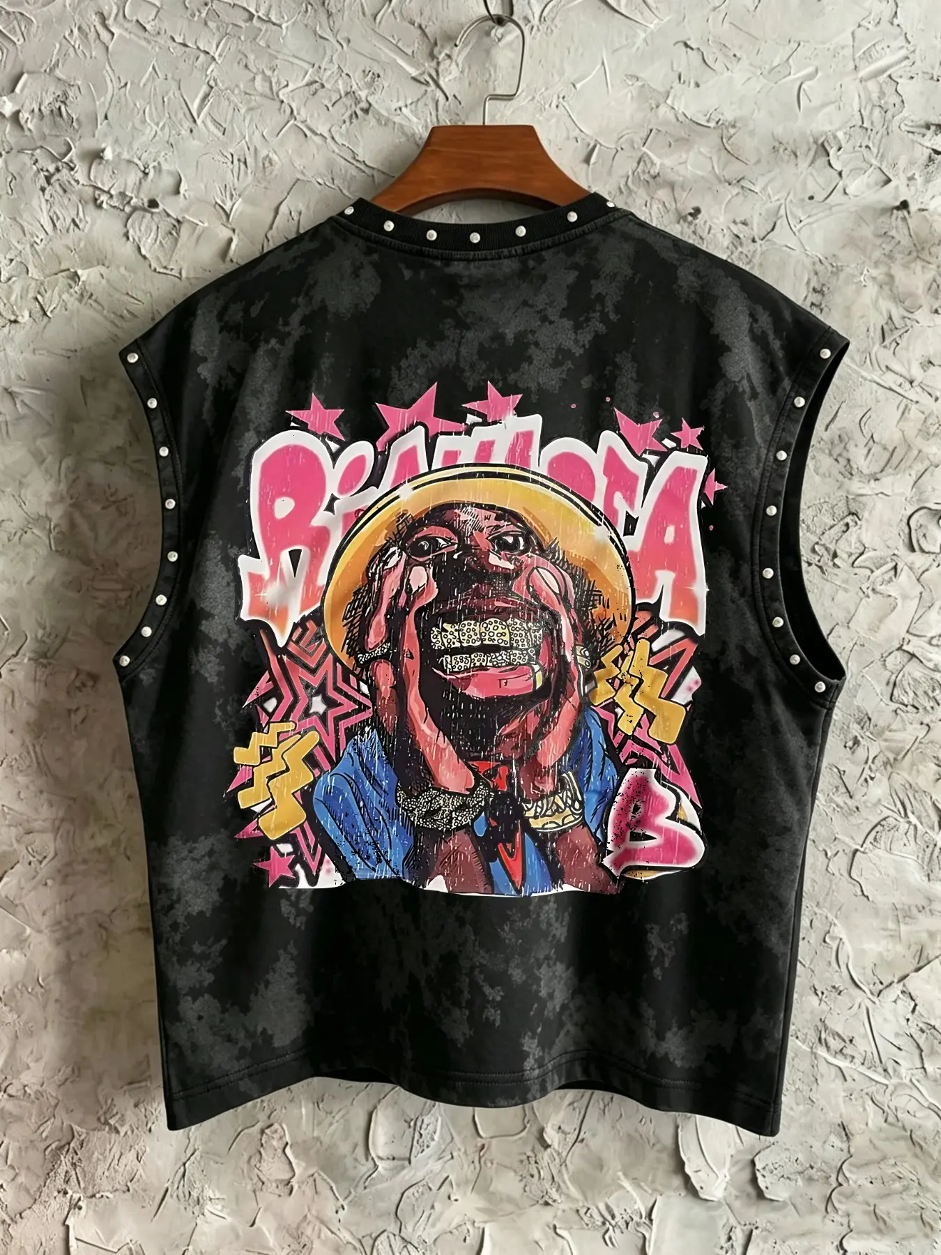 2026 Trending Vintage Distressed Men Rivet Edge Sleeveless Waistcoat Black Tie Dye Wash Oversized Hip Hop Character Print Crew Neck Graphic Tank Top Soft Polyester Blend Urban Rap Streetwear For Gen Z Men Vacation Workout Daily Layer Outfit