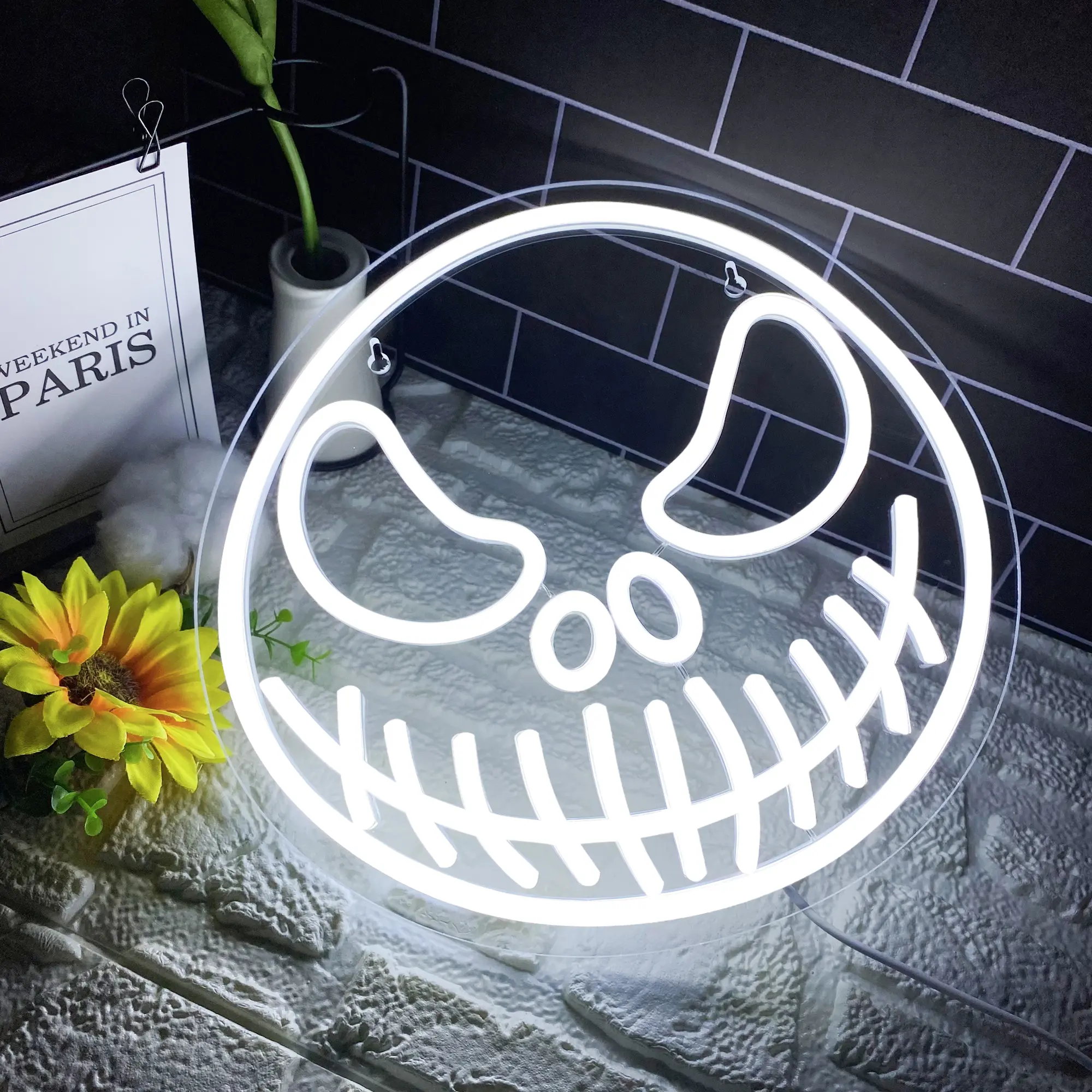 1pc Halloween Ghost Face LED Neon Sign, LED Bright Festival Ceremony Atmosphere Art Decoration Neon Sign, Dimmable, USB Powered, Halloween Gift for Good Friends, Suitable for Family Bedroom, Living Room, Game Room, Secret Room Game Room, LED Wall Decor