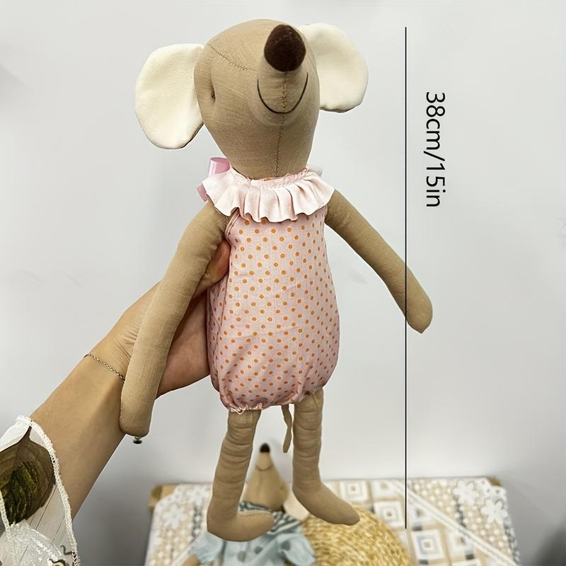 NEWLIFEJWL Knitted Outfit Mouse Plush Toy - Detailed Handmade Style Stuffed Animal, Cozy Room Decor & Photo Prop, Soft Gift for Mouse Lovers, Birthday & Christmas