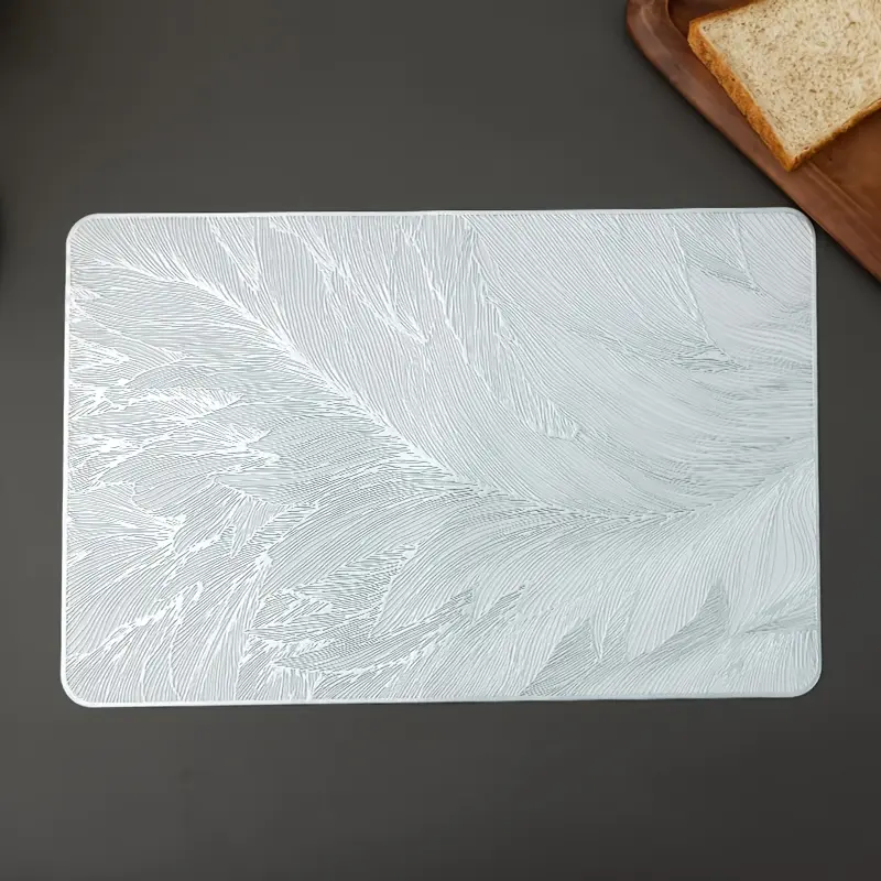 6pcs gold leaf pattern vinyl placemat set, thick heat insulation, scratch resistance and durability