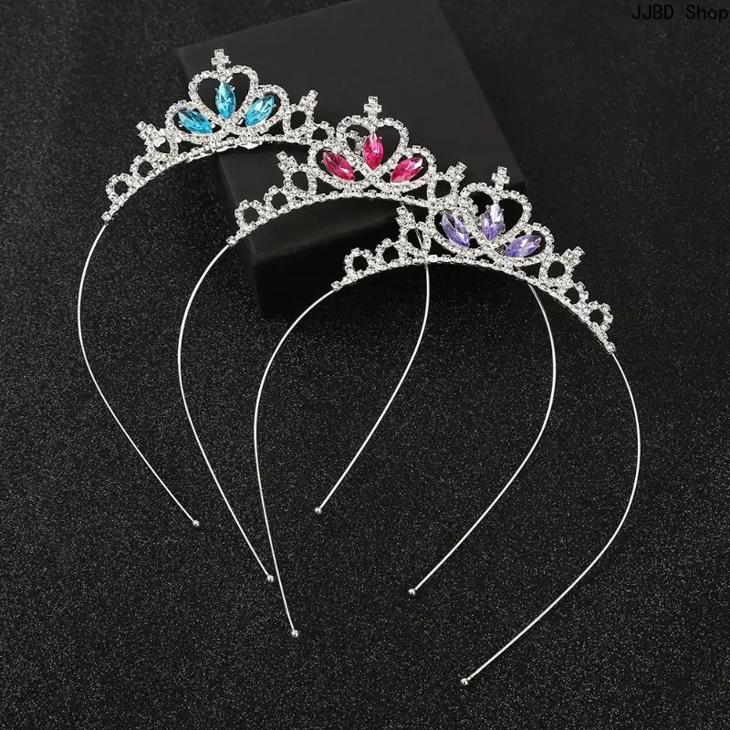 Korean Style Crown Headband, Minimal Princess Hair Jewelry with Crystals, a Delicate Accessory for Female Engagement or Christmas, Anniversary, Daily, Plain, Business, Peppy, Glamorous, Pvc, Romantic