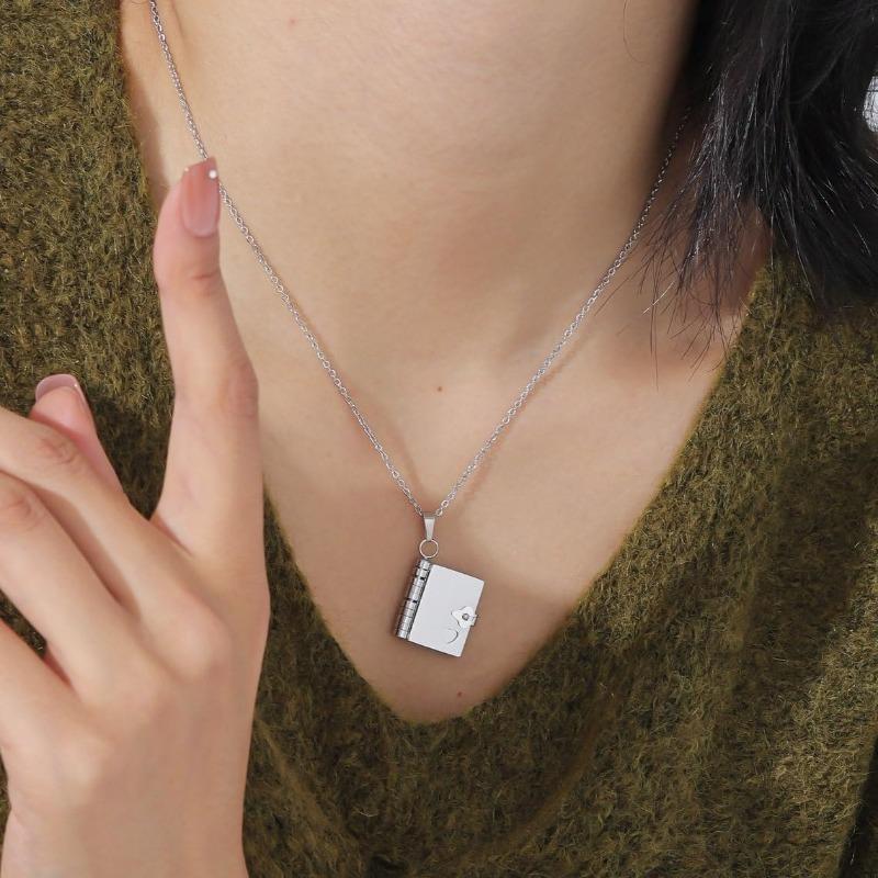 My Little Star Book Necklace - My Incredible Daughter Book Necklace Daughter Gifts From Dad Mom Mother Adjustable Silver 18k Gold Jewelry Openable with 6 Pages Gifts of Love for Daughter / Son, Birthday Day Gift Graduation Jewelry of Love My Little Star Book Necklace - My Incredible Daughter Book Necklace Daughter Gifts From Dad Mom Mother Adjustable Silver 18k Gold Jewelry Openable with 6 Pages Gifts of Love for Daughter / Son, Birthday Day Gift Graduation Jewelry of Love