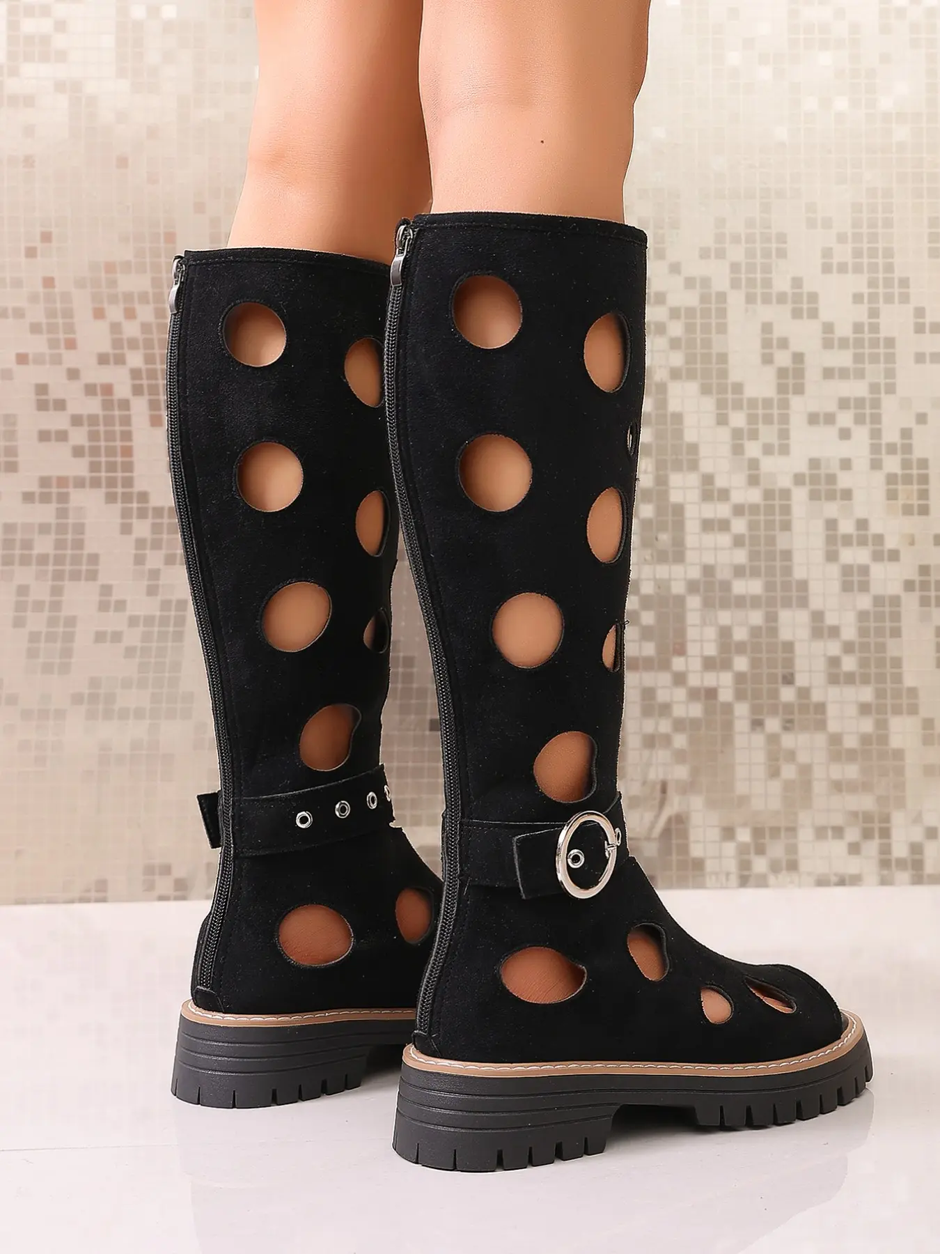 High Heel Thick Rubber Sole Women's Sandals, Round Toe Design, Breathable Perforated, Suitable for Commuting and Streetwear, Fashion Style