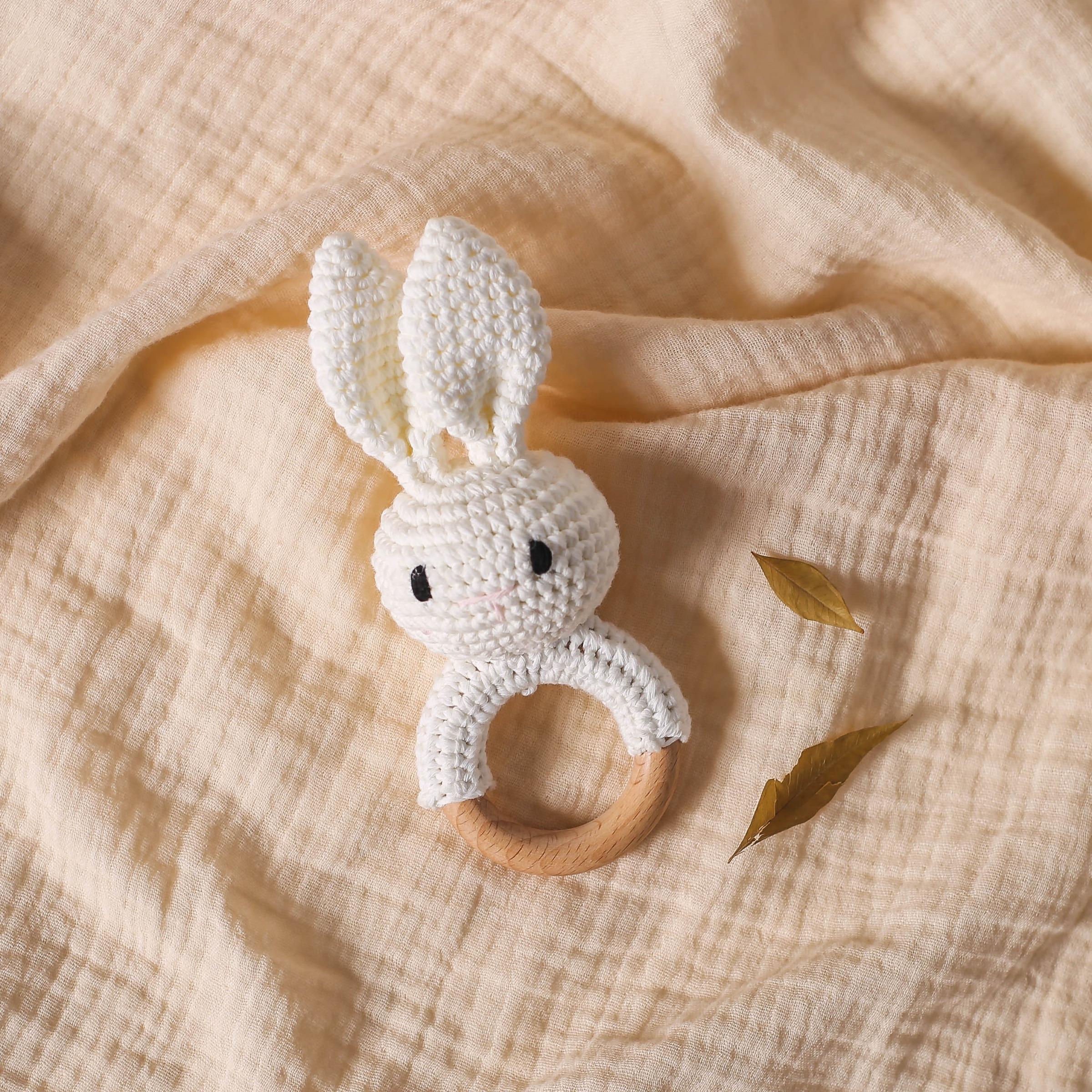 Cute Bunny Rabbit Rattle Toy for Newborn Babies, Handheld Baby Infant Soothing Toy, Perfect Gift for Easter, Must-Have for Moms