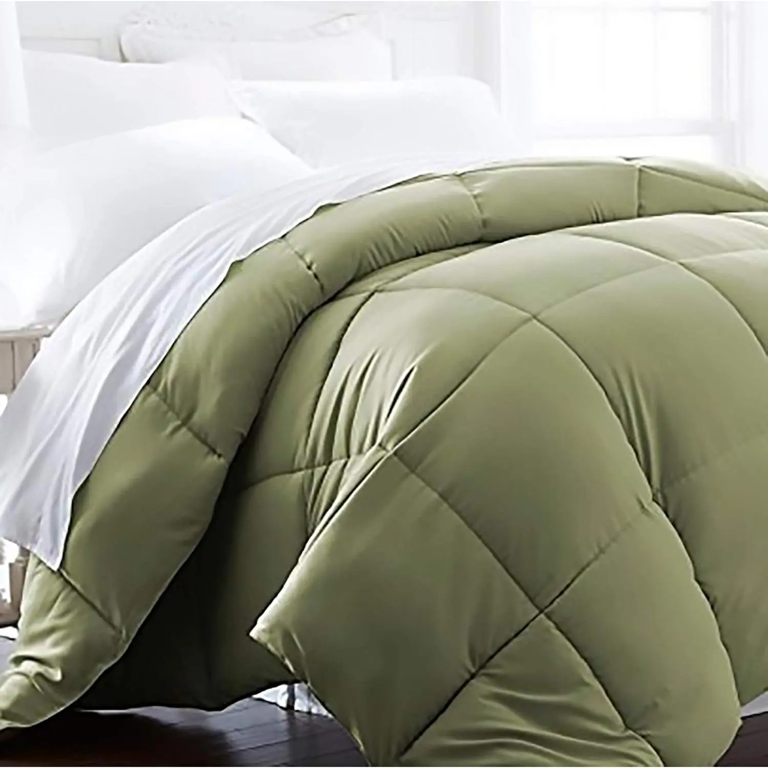Luxury Linens 1600 Series Lightweight Goose Down Alternative Comforter / XL/Olive