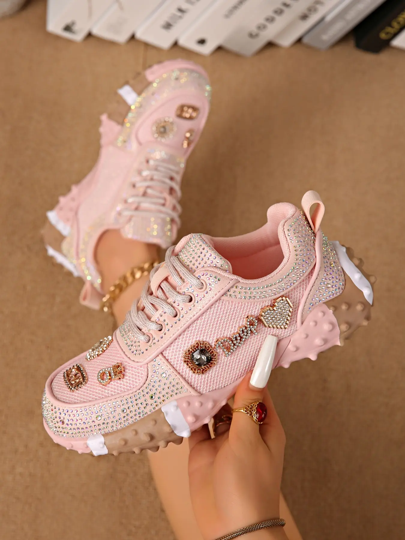 Rhinestone Thick Sole Casual Shoes Trainer, Sweet Style Daily Wear, Heart Decoration, Height Boosting, Perfect for Photos, Small Size Friendly