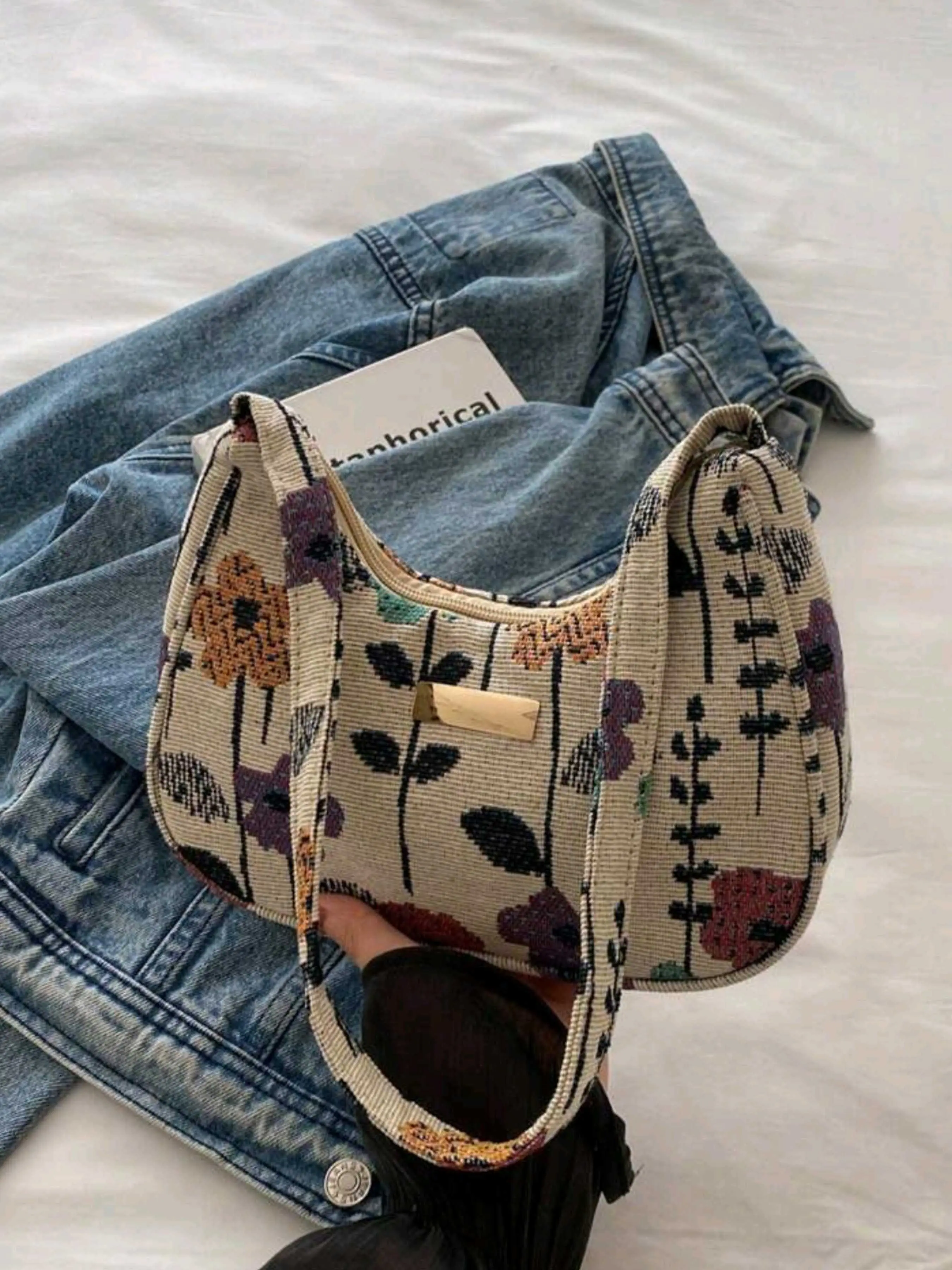 Vintage Floral Tapestry Shoulder Hobo Bag, Retro Flower Woven Fabric Underarm Bag, Trendy Aesthetic Small Handbag, Casual Daily Shopping Mini Shoulder Purse for Women Streetwear Matching