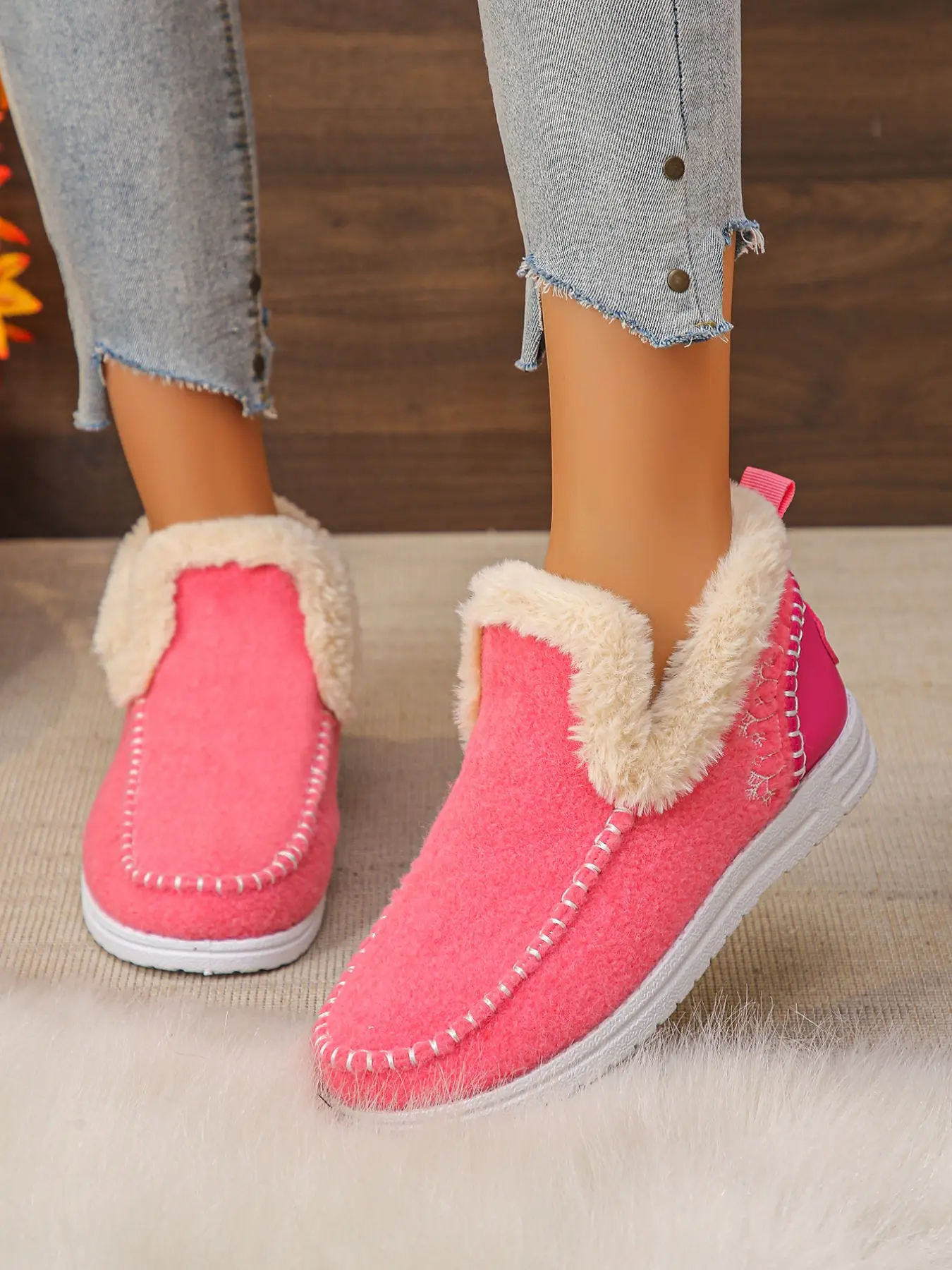 Women's Winter Warm Short Anti Slip Boots, Foldable Thick Fur Lining, Snowflake Embroidery, Non-Slip Rubber Sole, Casual Shoes for Daily Use