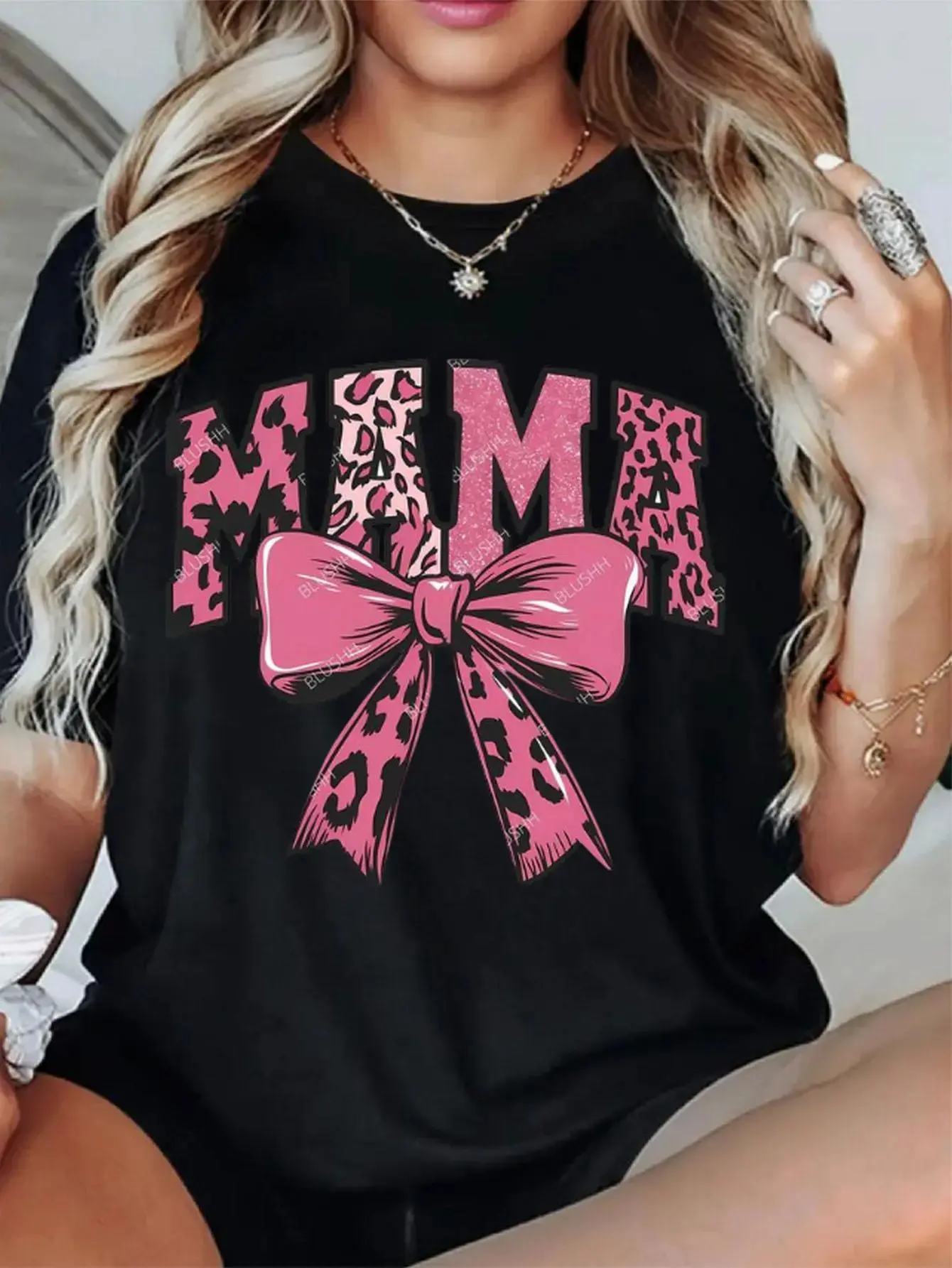 Women's Oversized Loose Fit Graphic T-Shirt - Black with Pink Leopard Spot "MAMA" & Bow Design, Soft Stretch Crew Neck Short Sleeve Casual Tee, All-Season Comfort, Machine Washable, Mother's Day Gift, Ladies T Shirts, Bold Design Shirt, Comfortab,american