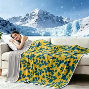 Double-Layer Cooling Blanket with Yellow Leaf Print—Ultra-soft, cool, skin-friendly, breathable, comfortable, and lightweight. Features natural cooling properties, making it ideal for summer air-conditioned rooms.