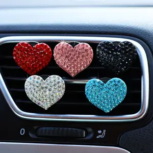Bling Rhinestone Heart Car Air Vent Freshener Clip Cute Glitter Crystal Hearts Diamond Outlet Diffuser Luxury Auto Interior Decor Girl Gift
