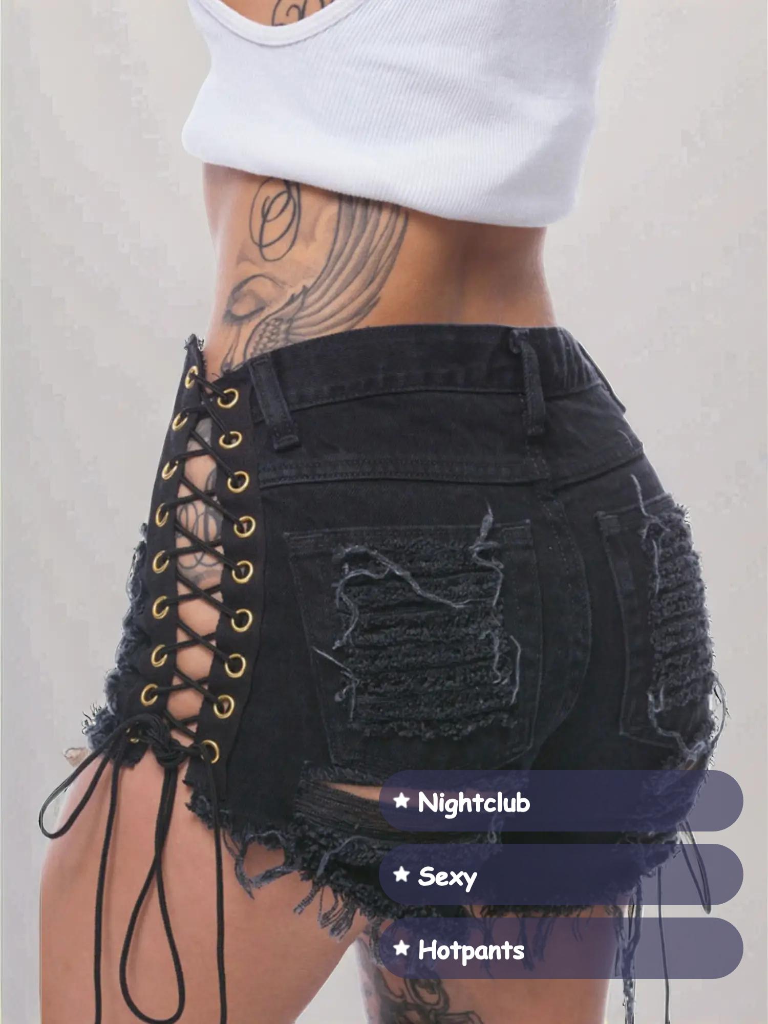 Women's Grommet Eyelet Lace Up Ripped Denim Shorts, Casual Boho Shorts, Fashion Casual Button Fly Short Jeans for Daily Wear, Ladies Bottoms for All Seasons