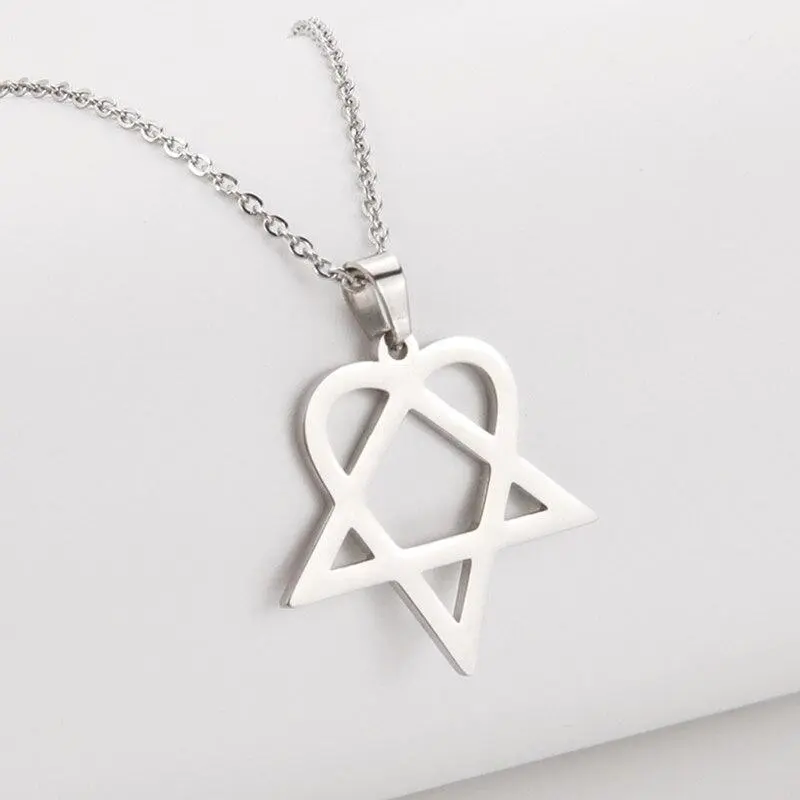 Classic Simple Personality Heartagram Star Heart Stainless Steel Pendant Necklace Women's Retro Sequin Coin Clavicle Necklace