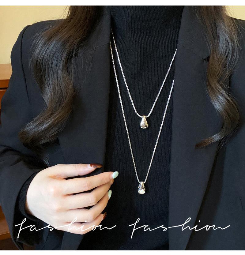 Minimalist Silver Teardrop Titanium Steel Necklace for Women | High-End Long Sweater Chain | Edgy Cool Tone Fashion Accessory