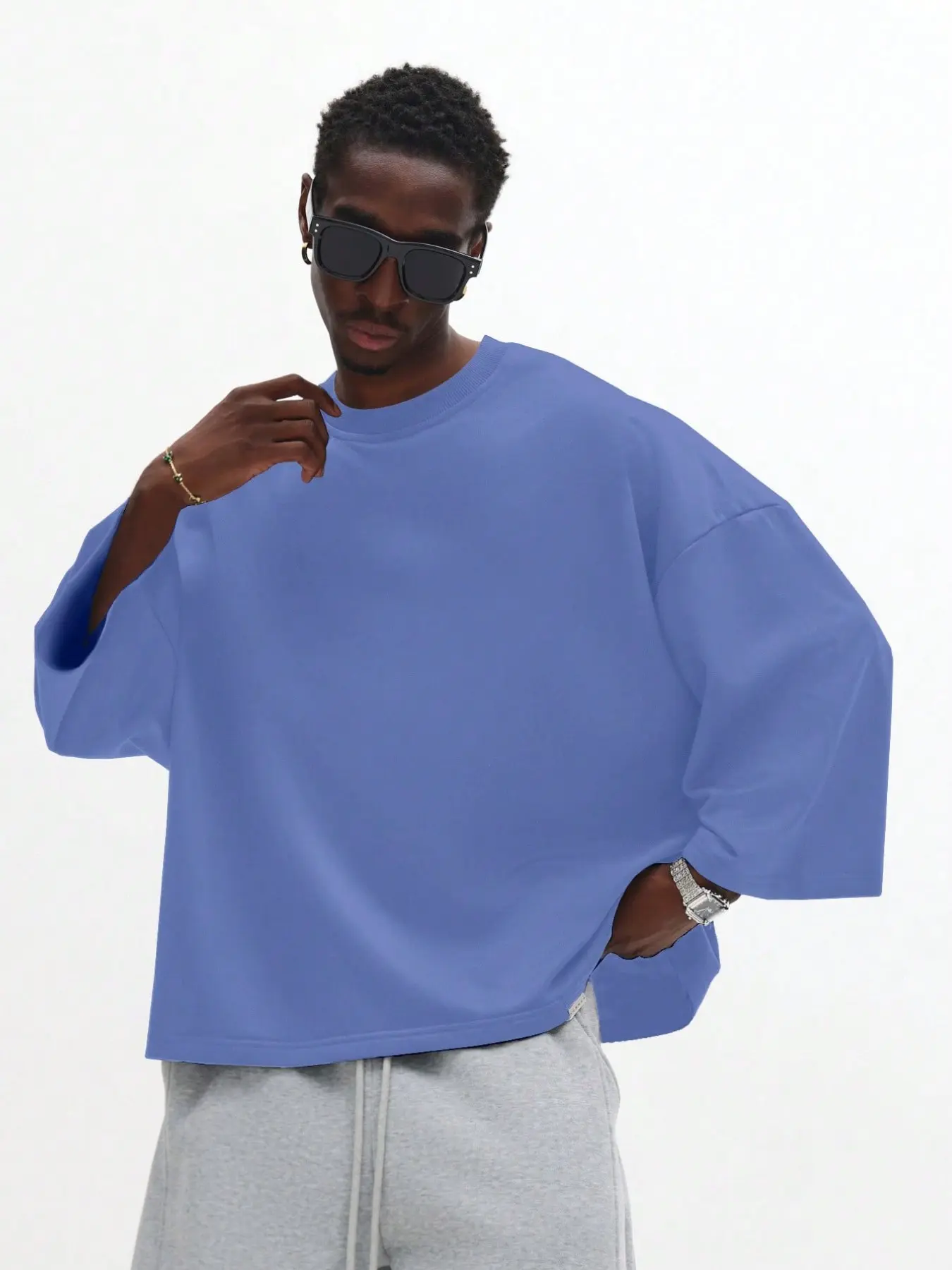 Minimalist Drop Shoulder Seven-Quarter Sleeve Top, Wide Fit Flowy Casual Round Neck Sweatshirt, Basic No Print Design