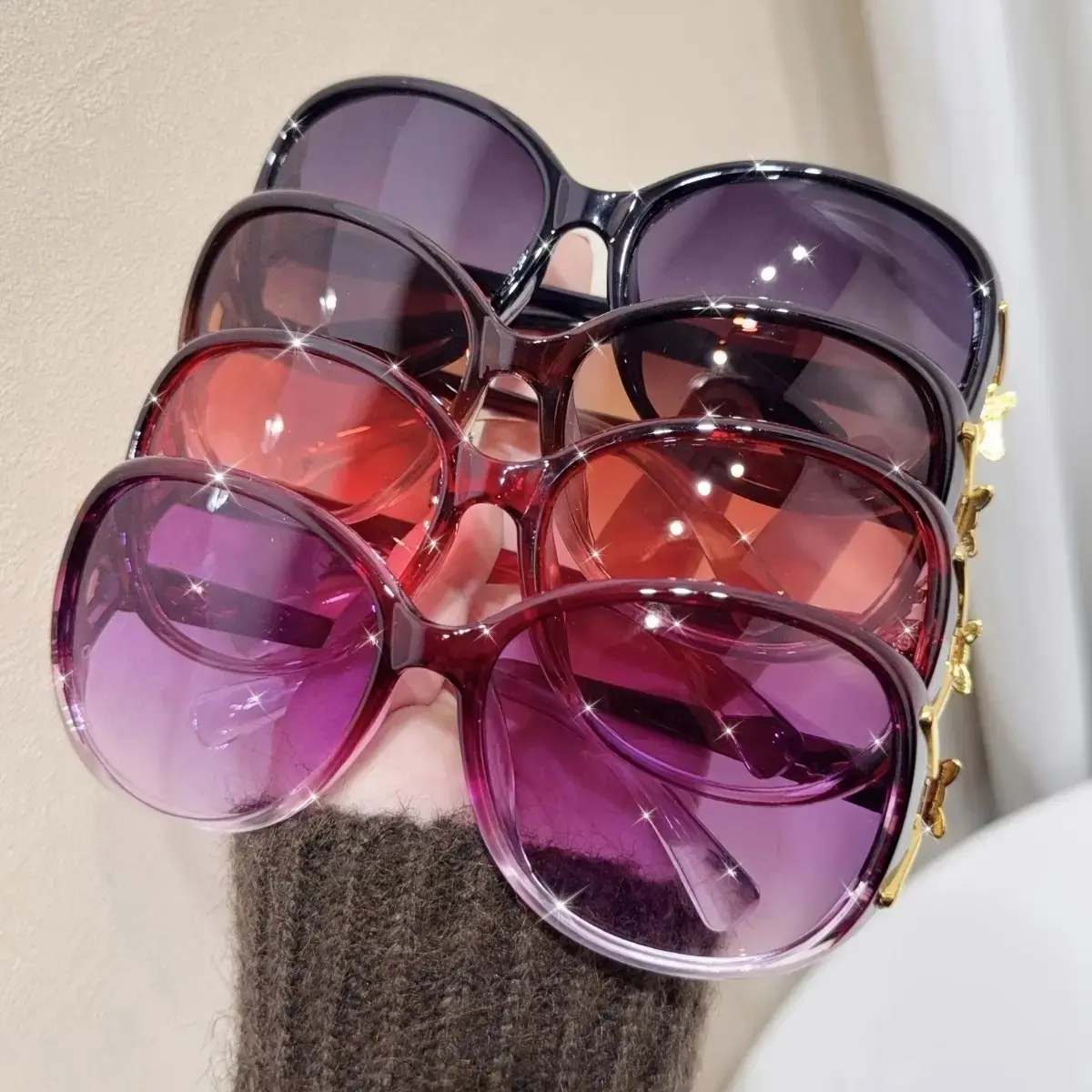 Women’s Oversized Look Fox Decor Sunglasses 4-Pack, Anti-Reflective AC Lens, Polyamide Frame Fashion Eyewear for Party Events, Summer Occasions