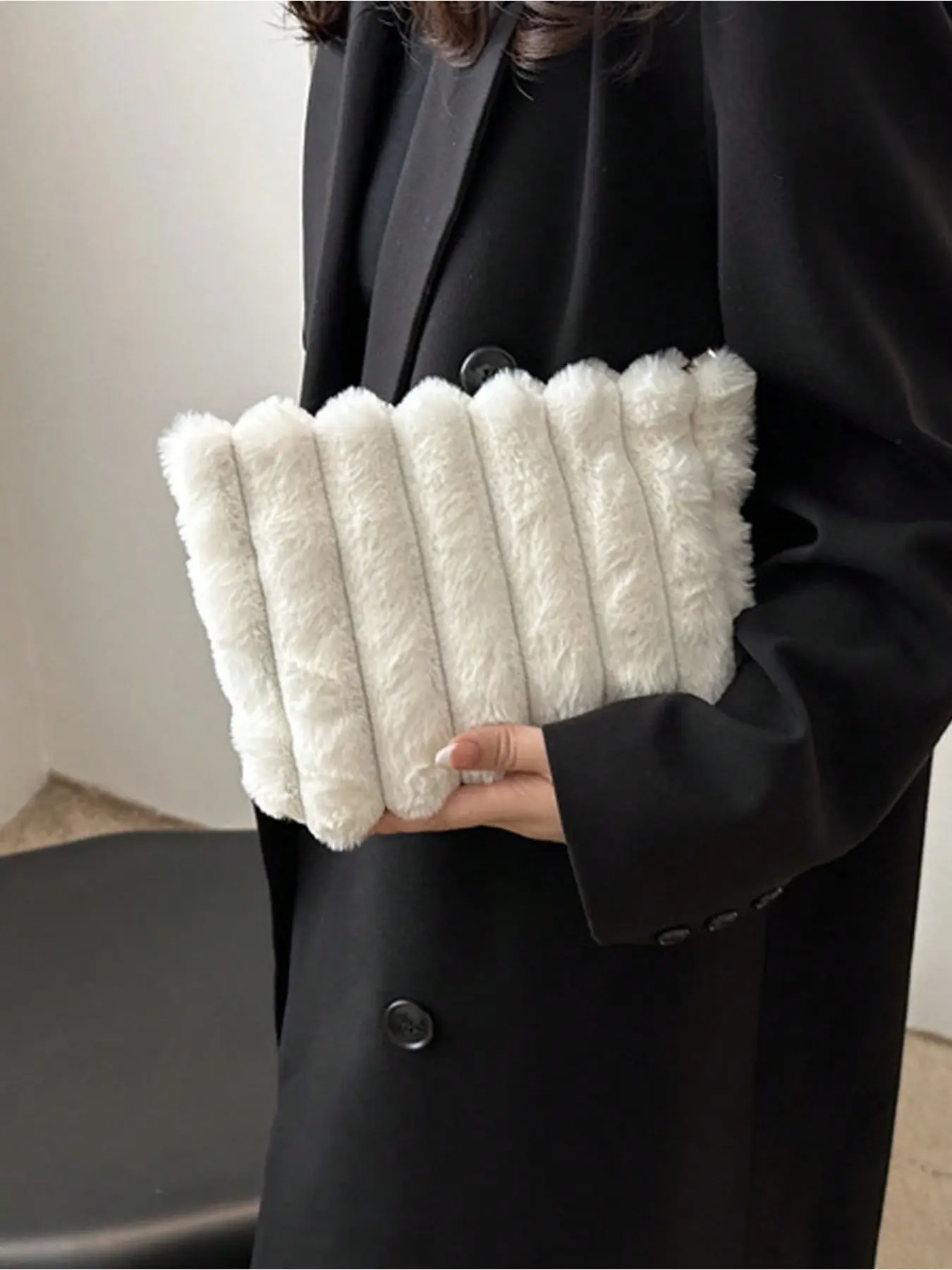 Women's Plush Handbag for Fall Winter, European Style Large Capacity, Perfect Gift for Friends Family, Ideal for Christmas Halloween