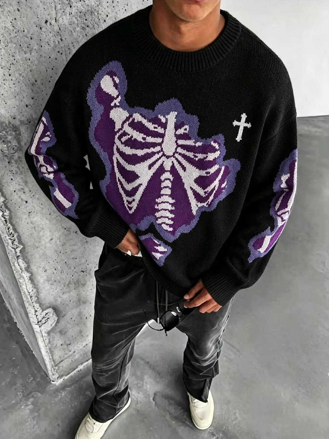 American Dark Skull Embroidered Round Neck Sweater for Men, Heavyweight Loose Shoulder Knitwear, Subculture Cross Street Fashion Casual Top
