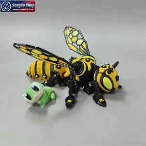 3D Printed Cyberpunk Mecha Bee Action Figure, Movable Joint Mechanical Insect Toy with Detachable Wings, Futuristic Sci-Fi Collectible Model, Customizable Poseable Desktop Decor, Unique Gift for Collectors (DIY Bag Accessory)