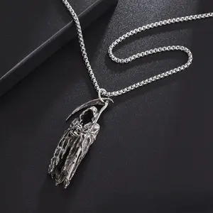 2026 New Minimalist Lightweight Skull Pendant Necklace, Trendy Unisex Chain, Versatile Sports & Outdoor Protective Gear Jewelry for Daily Wear, Necklaces