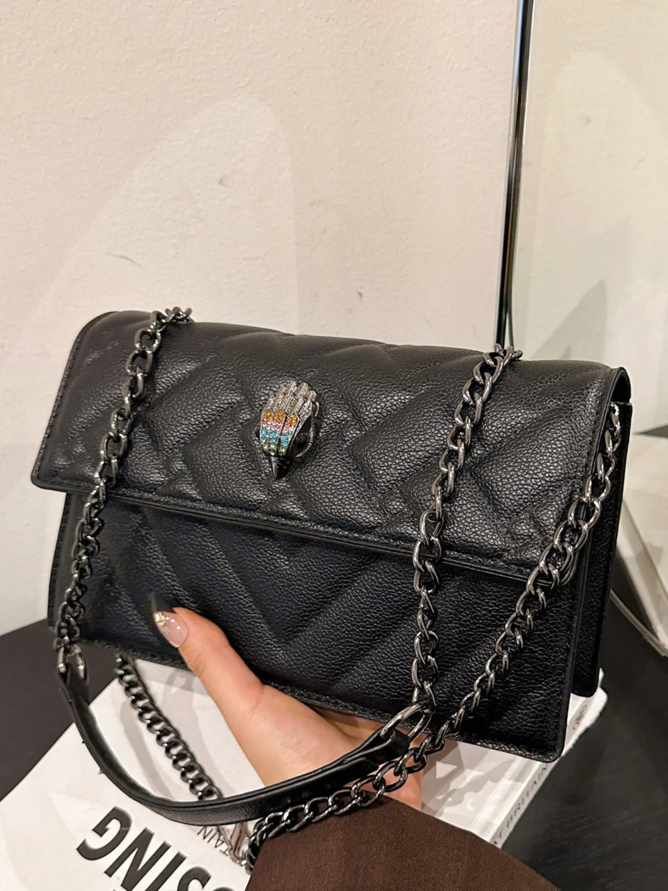 Elegant Women's Crossbody Bag, Versatile Fashion Design, Perfect for Parties and Daily Use, Ideal Valentine's Day Gift