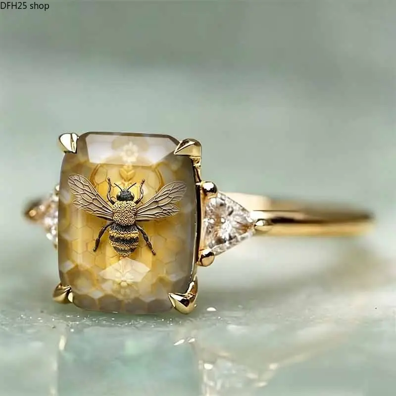 Vintage Bee Open Ring For Women Gold Tone Alloy Band With Honeycomb Insect Artwork Square Stone Design Adjustable Statement Jewelry For Daily Wear
