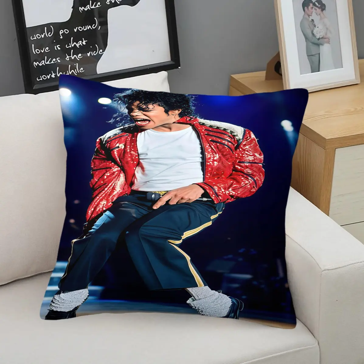 45x45cm Michael Jackson Red Sequin Jacket Stage Portrait Throw Pillow, Machine Washable HD Print, Soft Plush Filling, Sofa Decor Cushion For MJ Fans (Insert Included)