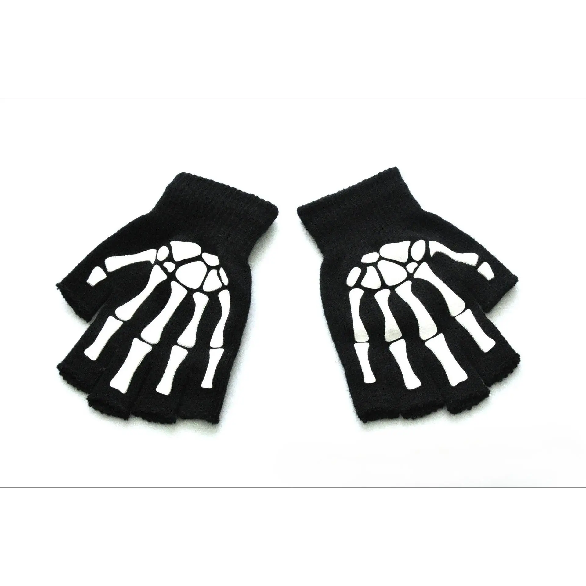 Glow-in-the-Dark Skeleton Hand Claws