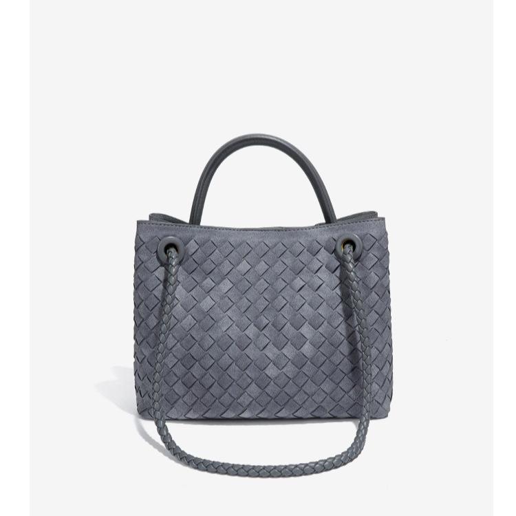 Women's Retro Matte Hand-woven Bag 2025 New Fashion Commuter Shoulder Messenger Bag