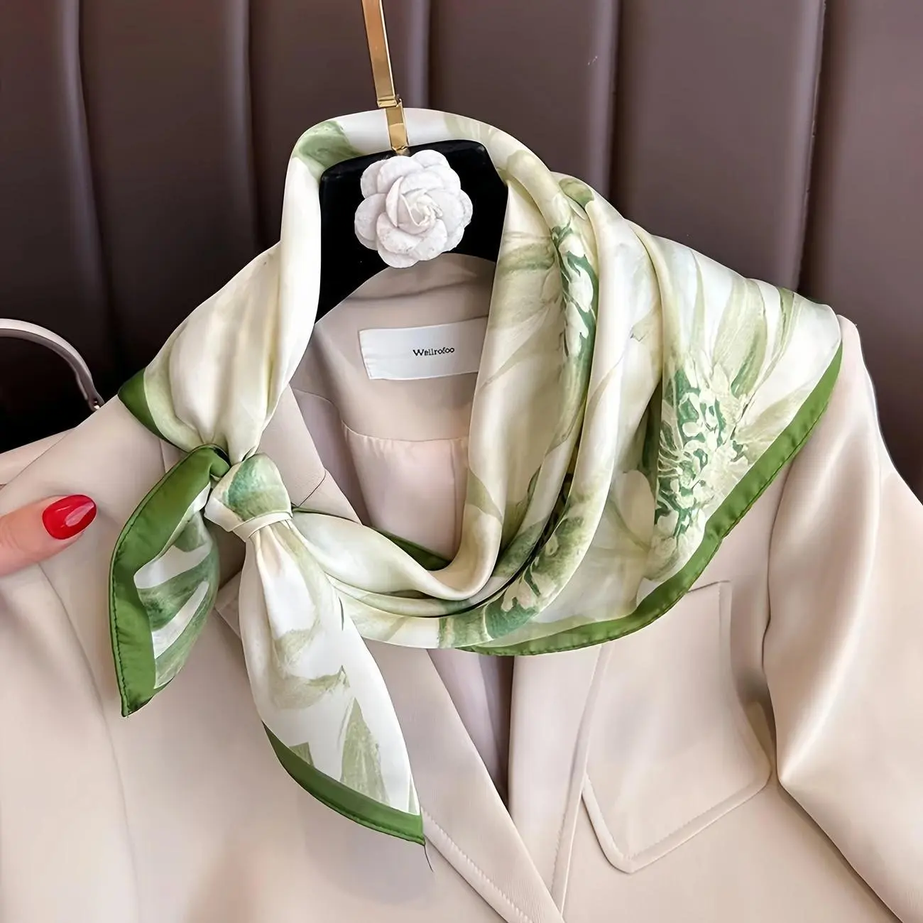 A Women'S Stylish Green Floral Square Scarf - a Printed Floral Satin-Like Scarf And Hair Accessory - Suitable for Everyday Wear, Casual Outings, Parties, Events, Outdoor Photography, And Fashion Additions