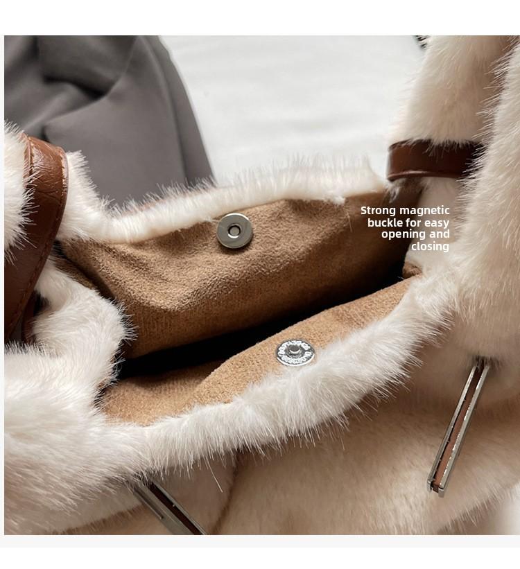 New Winter Faux Fur Top Handle Bag Korean Fashion Crossbody Bucket Bag for Women Comfortable and Versatile Texture Shoudler Bag