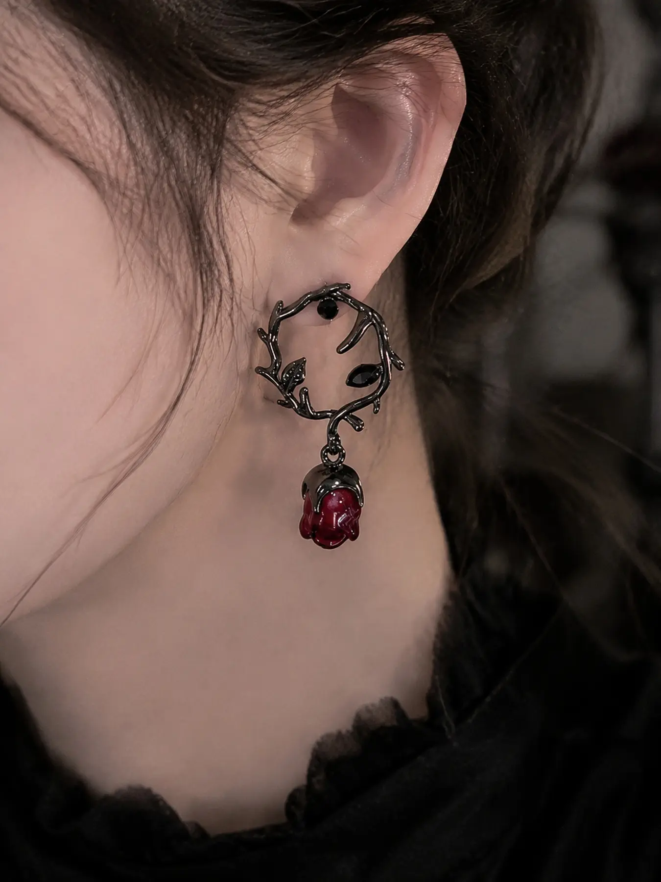 Gothic Black Rose Thorn Earrings for Women, Vintage Dark Floral Dangle Earrings, Punk Grunge Goth Jewelry, Halloween Gift, Earring Design