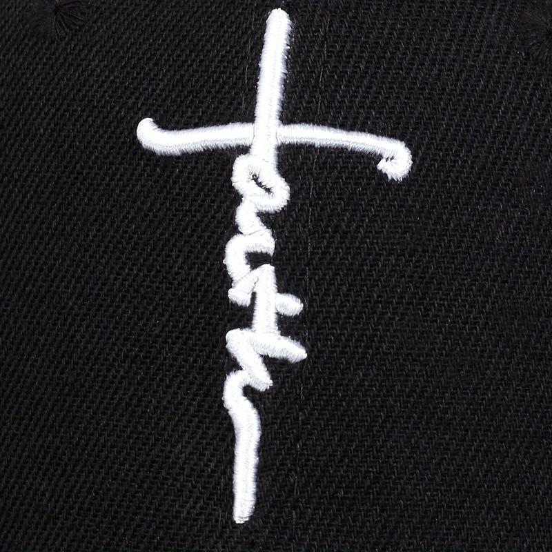 [2pcs/set Baseball Cap] 2pcs/set Fashionable Black and White Baseball Cap | Exquisite Cross Embroidery, Breathable Acrylic Duckbill Design, Suitable for Outdoor Sports, Fashionable for Men and Women, Sports Accessories | Durable Headwear