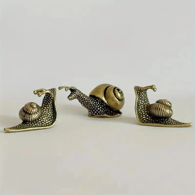 Brass Snail Bag Charms, Set of 3 Vintage Conch Statues with Spiral Design - Unique Decorative Accents for Home & Garden Ornaments, Unique Decor, Classic, Miniature, Vintage Home Decor, Snail Form, Complex Spiral, Collectible Set, Resin, Decoration, Snail