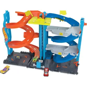 Hot Wheels City Track Set with 1 Car, 2-in-1 Race Tower that Transforms from Single to Dual-Mode Racing, Includes Kid-Powered Elevator (Amazon Exclusive)