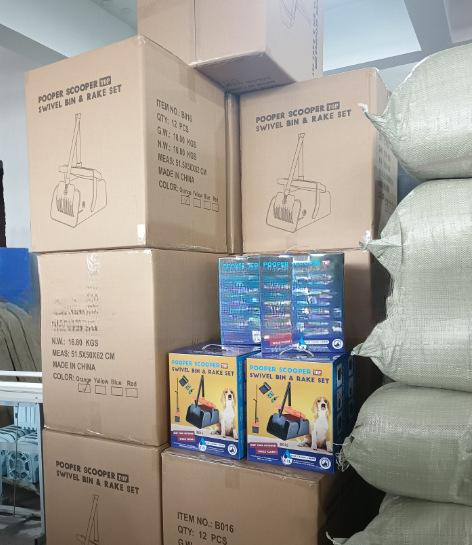 Pet waste picker for outdoor use, suitable for adult dogs and puppies, dog walking poop scooper