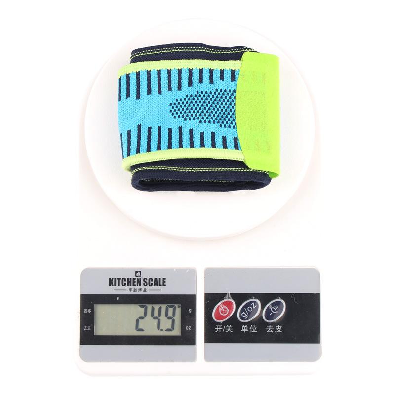 Outdoor Sports Wrist Brace – Dual Compression Wrist Support for Tennis, Basketball, Cycling, Weightlifting, Fitness, and Joint Stabilization