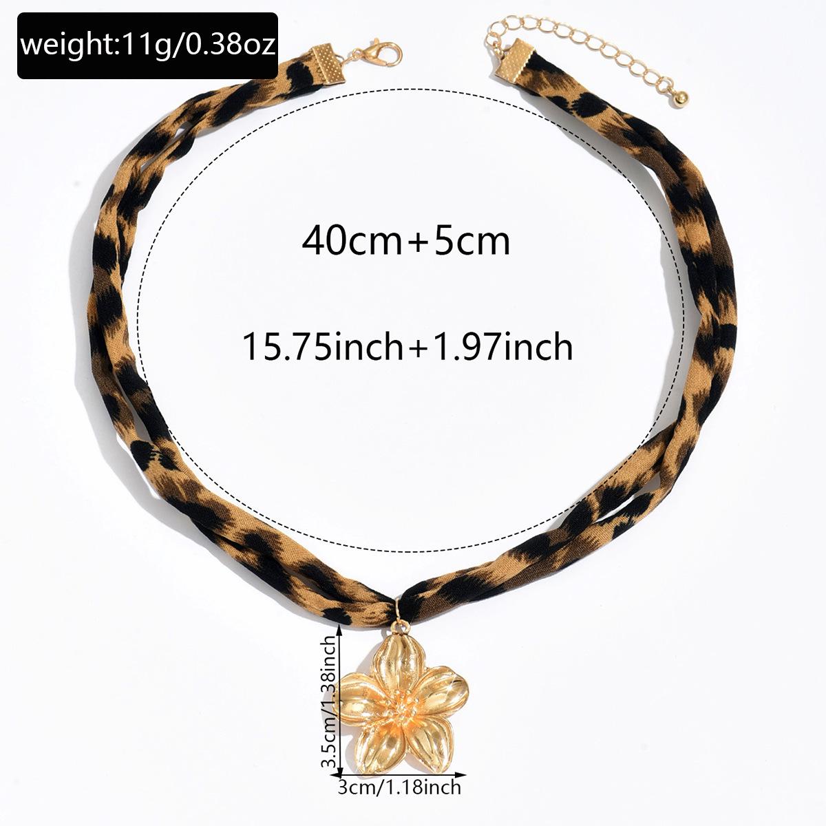 Wholesale cross necklaces for European and American cross-border markets, leopard print, flower, heart pendants, summer ocean shell and starfish collarbone chains