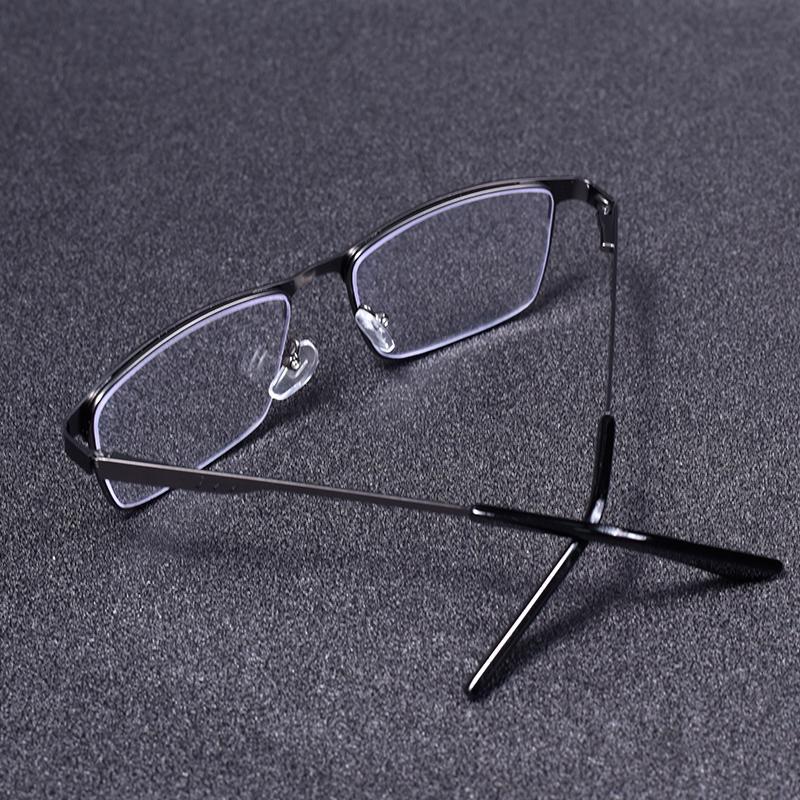 Men's Metal Frame Reading Glasses, Anti-Blue Light HD Lenses, Classic Square Stylish Eyewear, Durable Lightweight Presbyopic Glasses +1.0 to +4.0 for Daily Reading & Screen Use