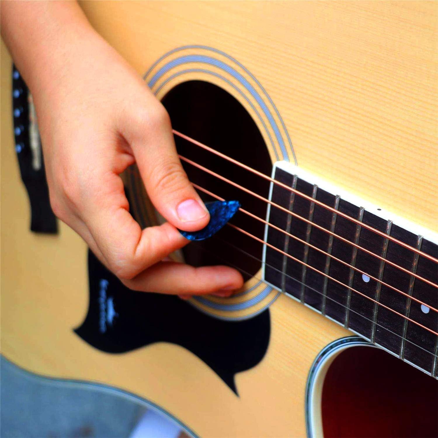 100 count Medium Size Guitar Picks Sampler Value Pack 0.71mm Thickness