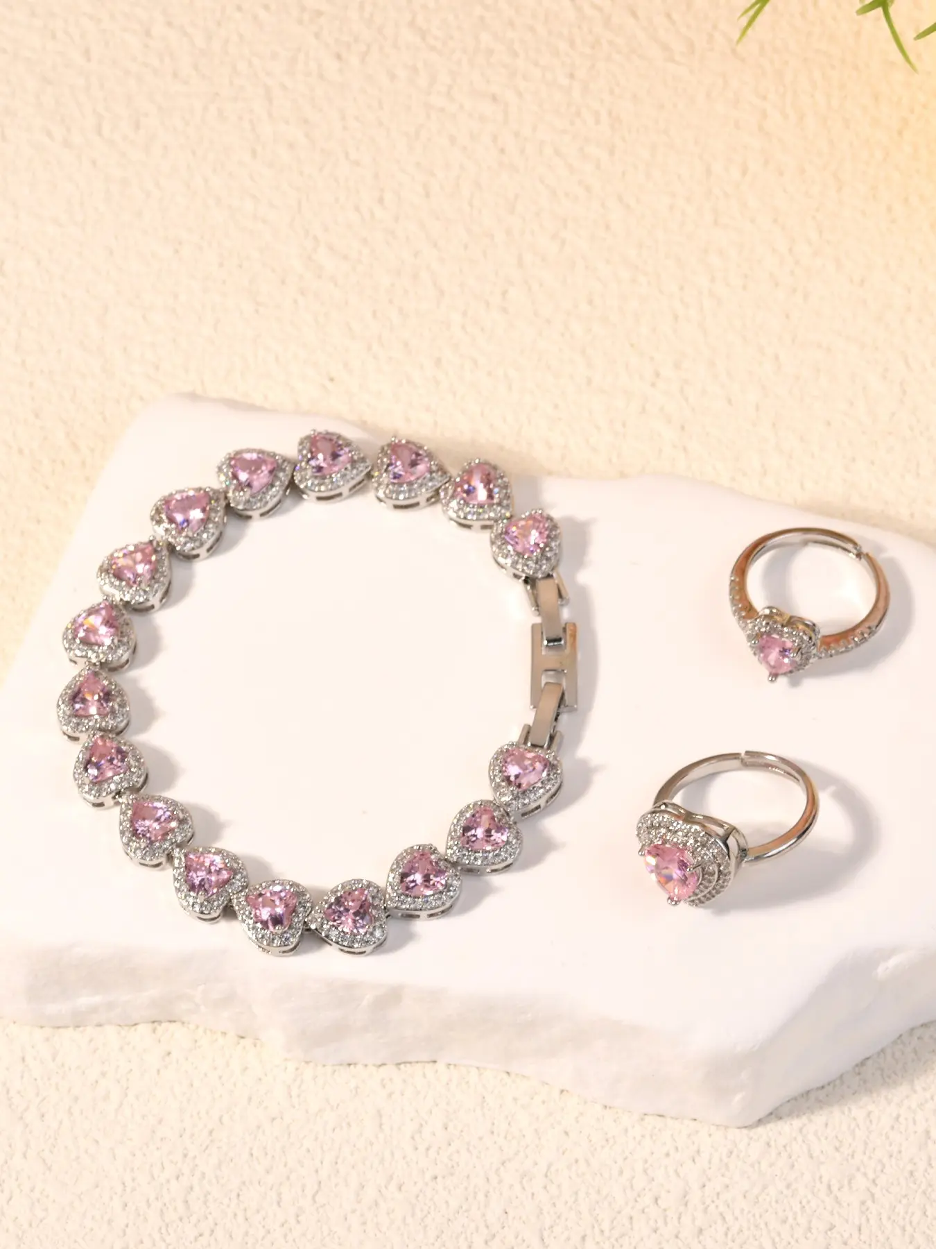 Three-Piece Heart Jewelry Set, Rhinestone Bracelet & Adjustable Rings, Elegant Daily Wear, Perfect Gift for Friends