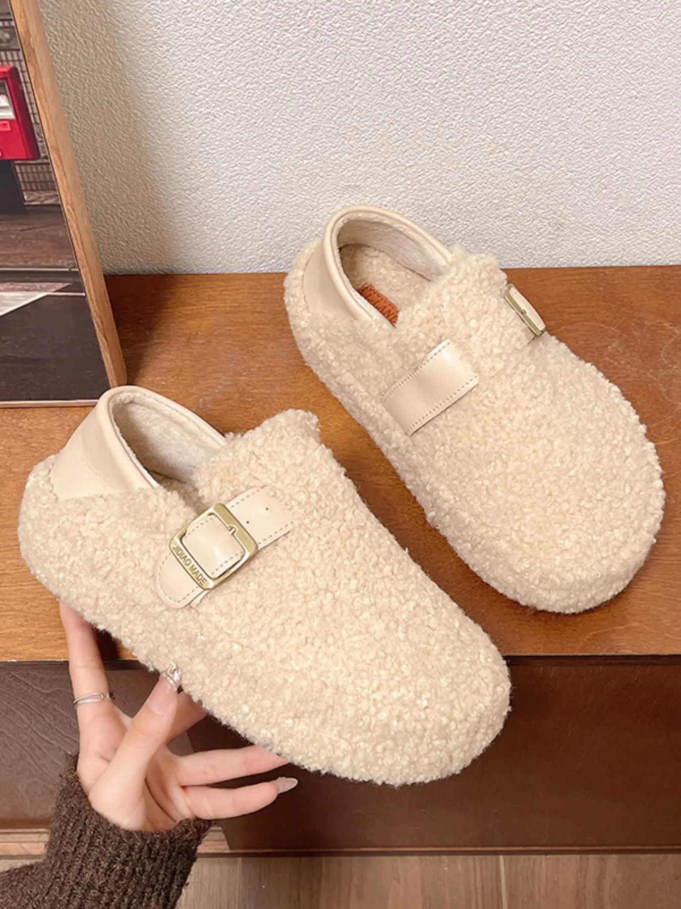 Trendy Teddy Bear Hair Drag Shoes, Two-Way Design, Retro Metal Buckle, Loose Fit, Thick Sole, Anti-Slip, Fall & Winter Essential, Women